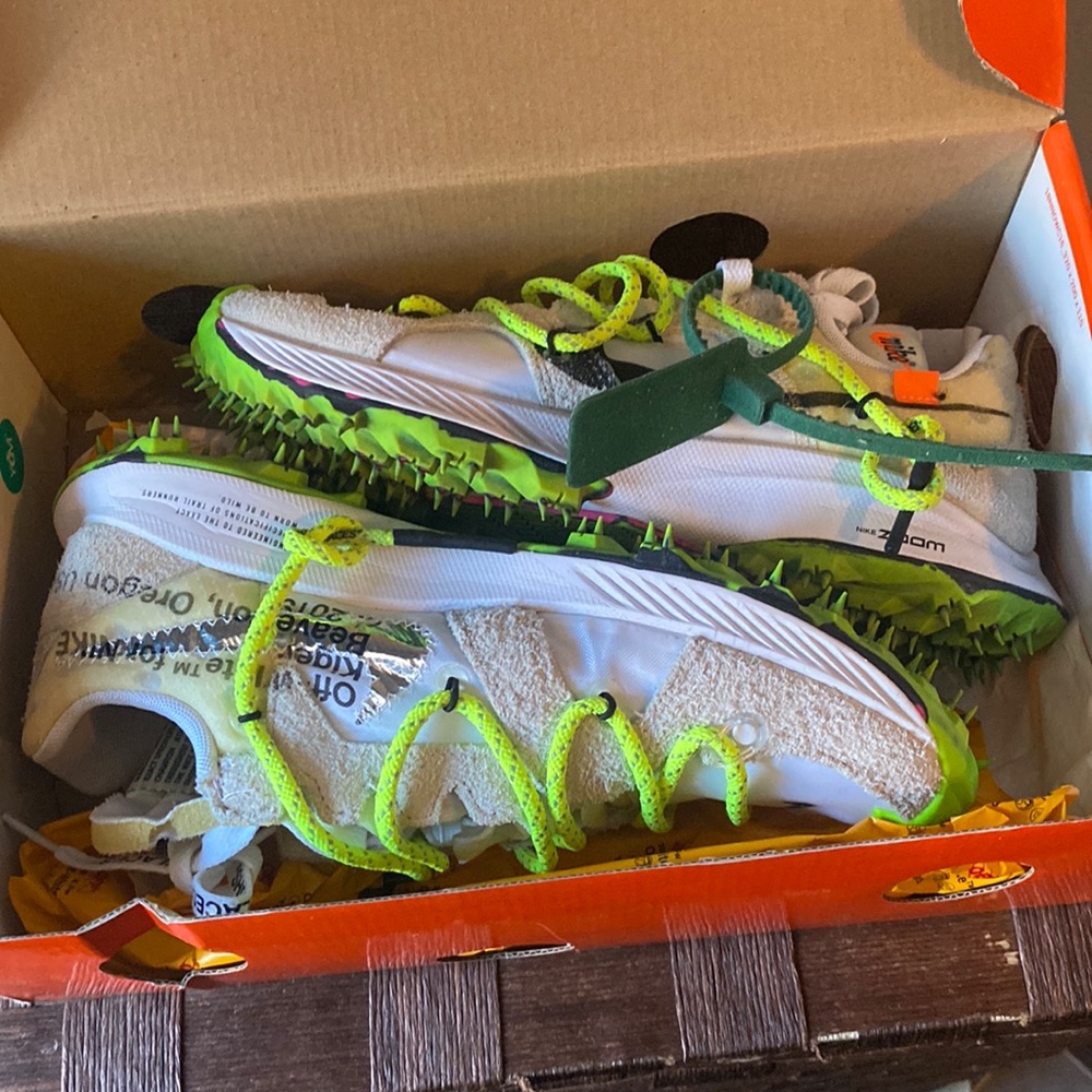 Off white x Nike Terra sneakers